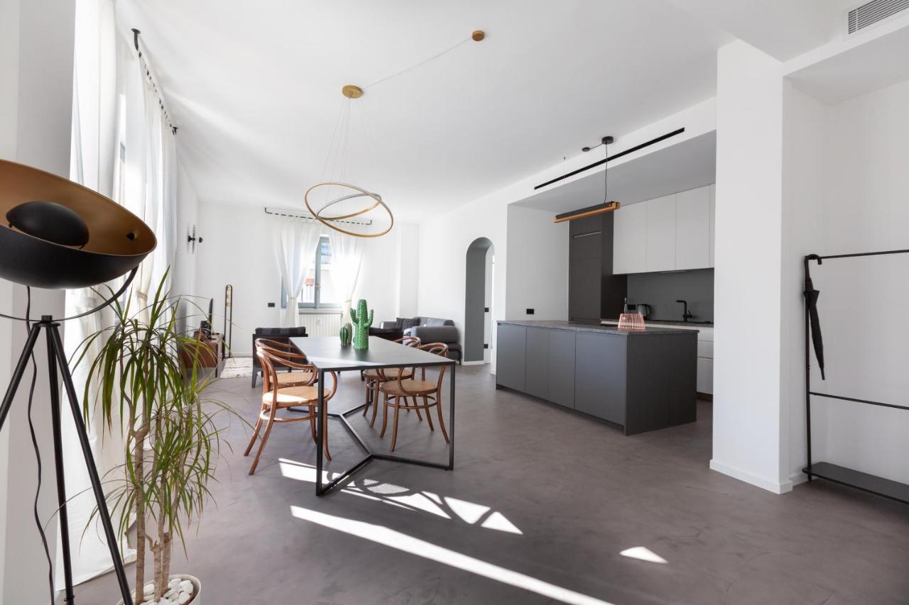 Appartamento Sant'Ambrogio Bright And Stylish Flat Milano Esterno foto